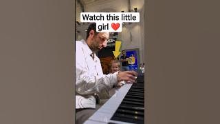 Download lagu Little Girl Stuns Everyone with Song Request 🎶 | Stargazing Piano Moment #shorts #music #stargazing