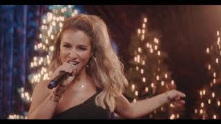 Jessie James Decker | Santa Claus Is Coming to Town (Official Music Video)