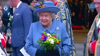 Queen Elizabeth II's Lifestyle 2022 | Net Worth, Fortune, Car Collection, Mansion... Wealth