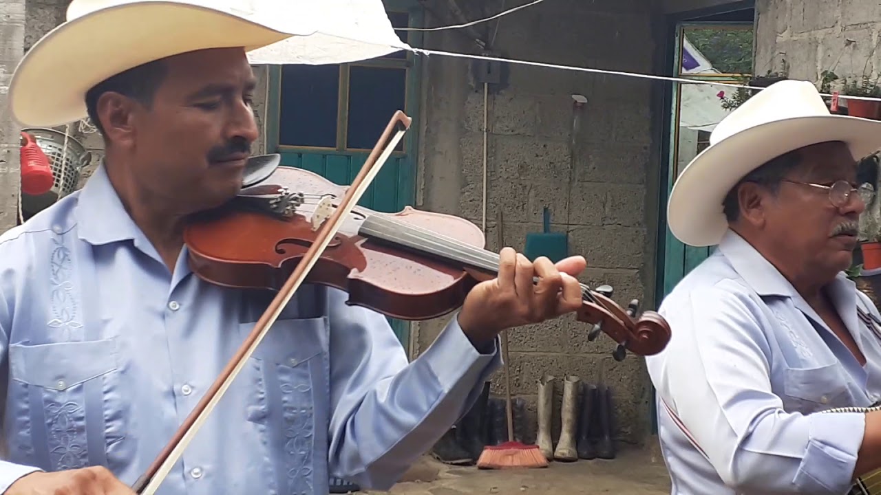 Los paseadores Corrido a Juan Nicolás  con Los Diferentes
