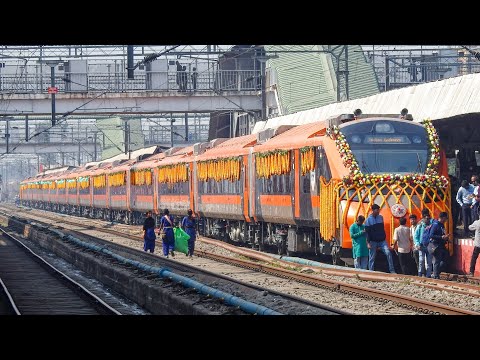 Departure of 02075 Kamakhya - Howrah VANDE BHARAT SLEEPER from KYQ & Crossing of Saraighat Bridge !
