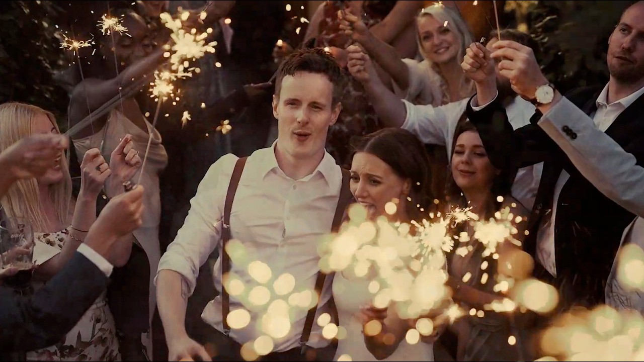 Coltsfoot Country Retreat Wedding | Charlie & Laura | Alpacas & Sunset Sparklers