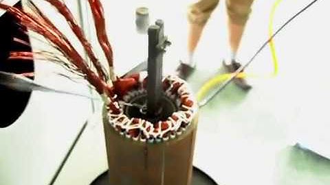 Single side stator coil lacing machine