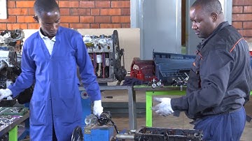 Rwanda Polytechnic - Automobile - Level 3 - Crankshaft Removal - 1 of 1