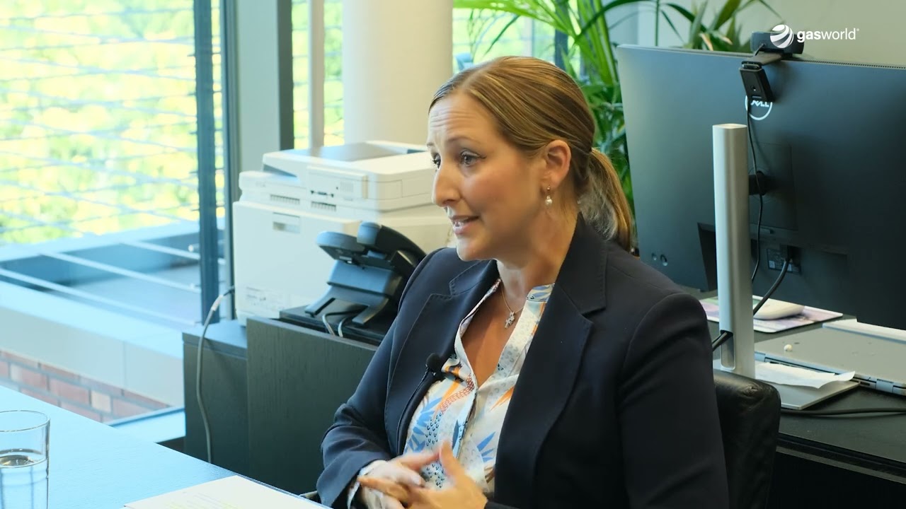 Вирджиния Эсли: Разносторонняя команда