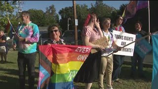 Proposed flag ban at Alameda school board faces strong backlash