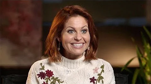 Cast Interviews - An Aurora Teagarden Mystery - Bo...