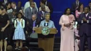 Chicago's new mayor vows to stop gun violence