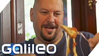 Jumbo testet: italienische oder amerikanisch Pizza? Welche ist besser? | Galileo | ProSieben