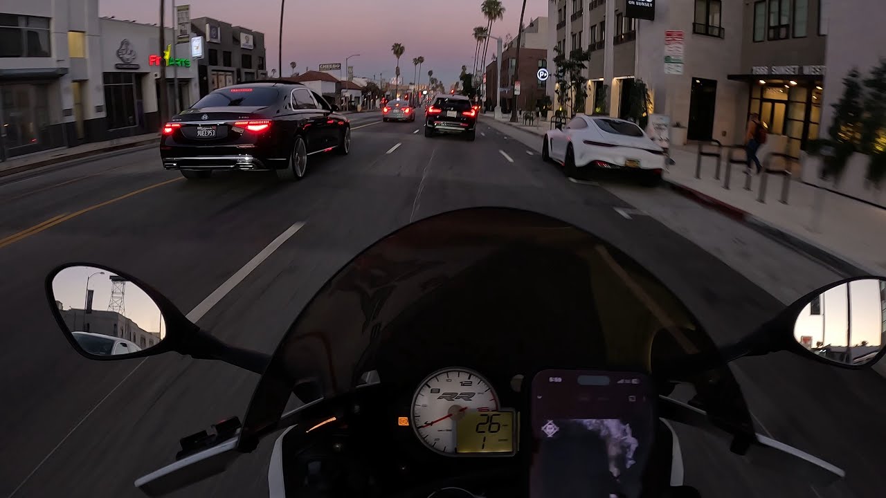 POV QUICK GYM RUN ON MY BMW S1000RR !