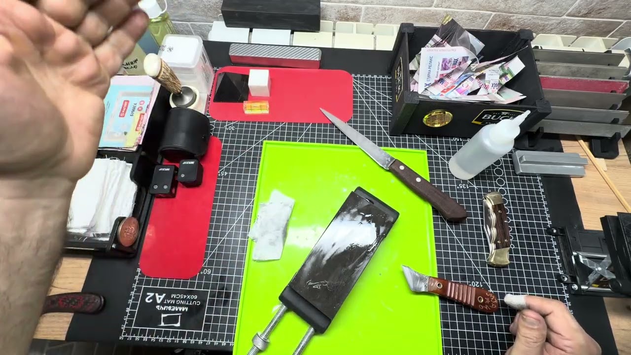 Гритность определяется не толко надписью на абразиве а сталь плюс абразив.  