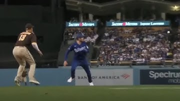 Trea Turner Gets Caught in a Rundown, But Gets Out of It- 9/28/2021
