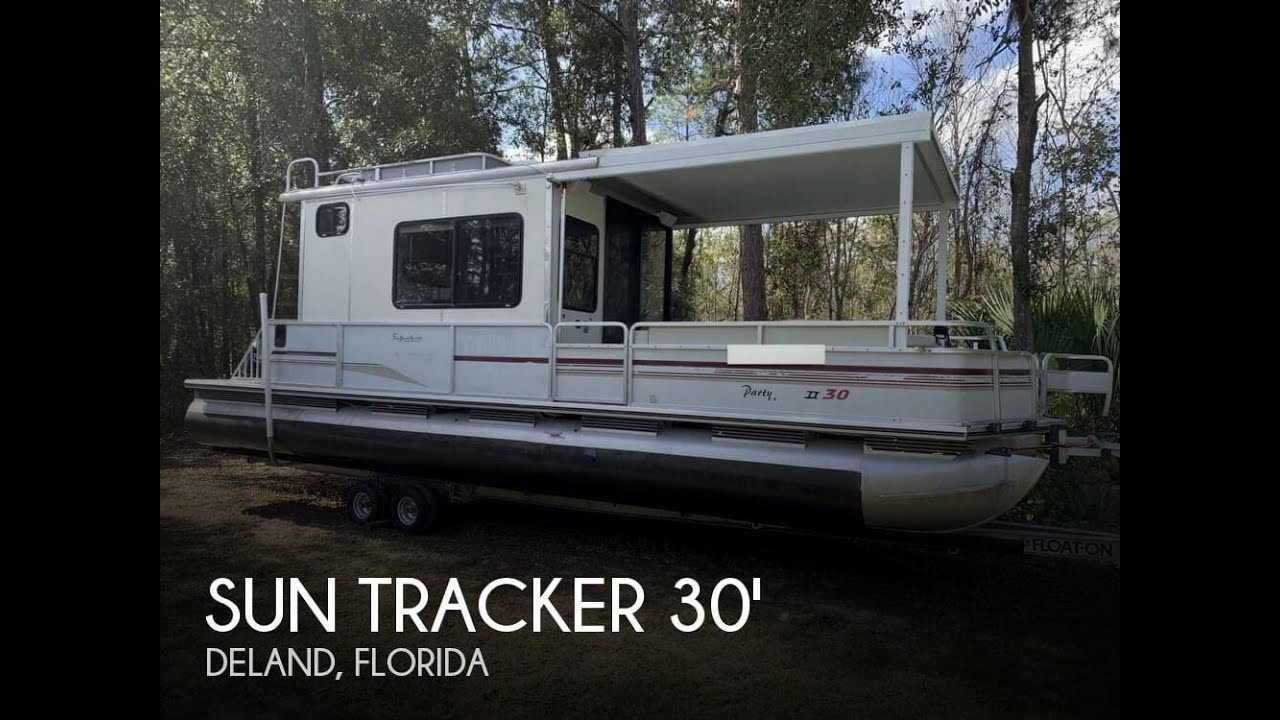 [SOLD] Used 1997 Sun Tracker 30 Party Hut II Signature Series in Deland, Florida