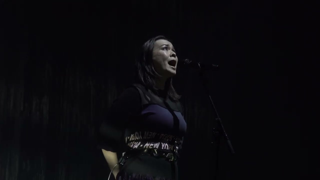 mitskiです Mitski - Thursday Girl (Official Audio) - YouTube