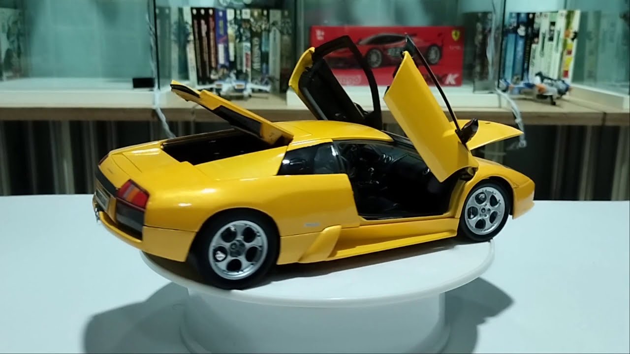 1:18 Welly Lamborghini Murcielago (reviewed by Doctor Collector 86