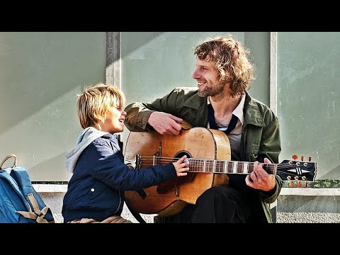 Mindestens und höchstens - Wahrscheinlichkeit berechnen, Aufgabe+Lösung | LehrerBros