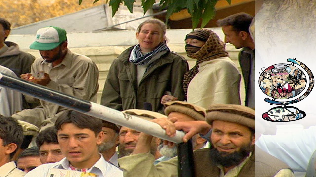Documentary backdrop image for The Astonishing Pakistani Fashion Shows Bringing Women Rights (2007)