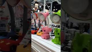 Banyak Model Lampu Belajar Yang Tampak Fantastis Warna Warni