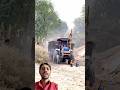 New Holland, powerful mitti ke load trola ko lekar aata hua #farming #newholland #tractor #vlog
