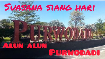 Alun Alun Purwodadi Grobogan// siang hari.