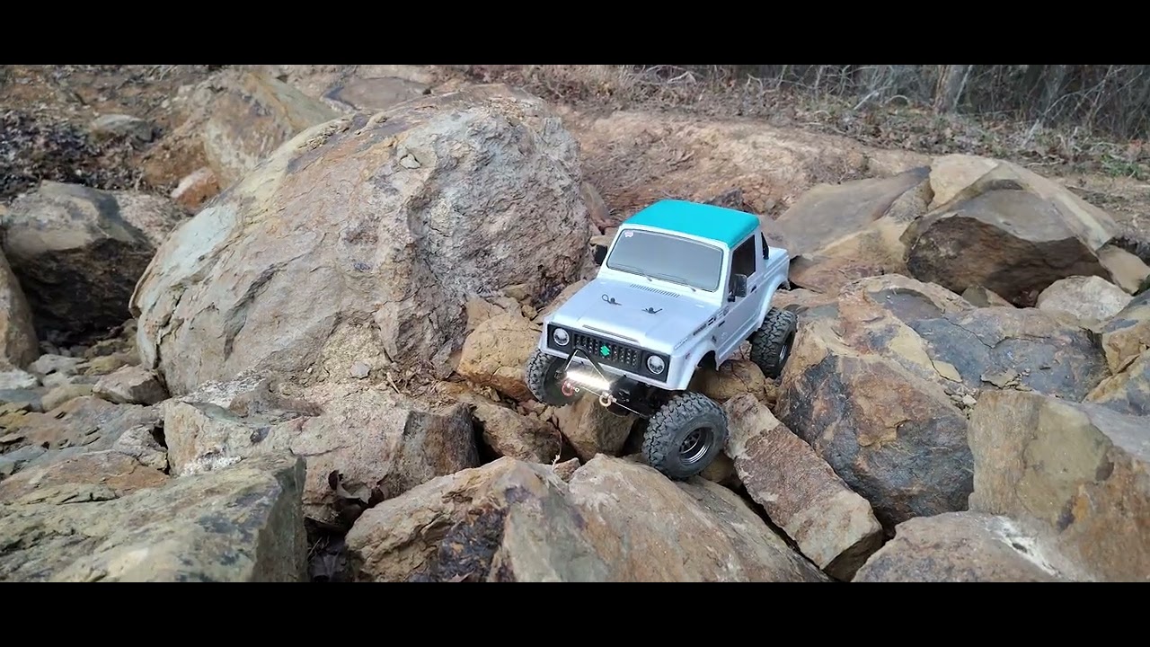 ⭕ Milly-Grace ⭕ Battles It Out Across The Axilla Hill Trail..