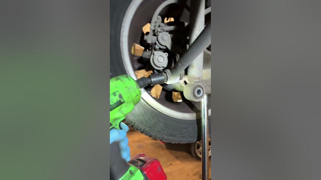 ANOTHER Astra MOT failure on a broken rear coil spring! YouTube