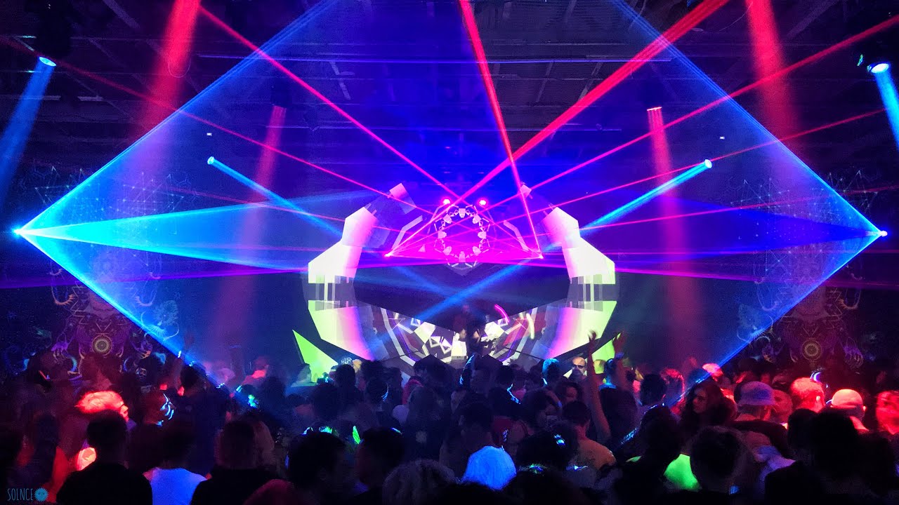 Dj Wegha in the Mix @ RadiOzora connecting Moscow, 16.11.2018