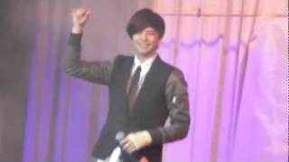 20111216 瑪利曼中學校園演唱: 黃鴻升(小鬼)-不屑part2