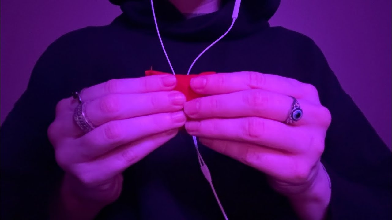 ASMR | Unique triggers and UP CLOSE whispers for tingles 🎧🍀