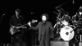 When I Need You - Leo Sayer Live '09