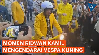 Momen Ridwan Kamil Tinggalkan Kantor Golkar Naik Vespa Kuning