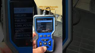 Testing the V519 OBD2 scanner to read and clear check engine codes, view vehicle data, and quickly