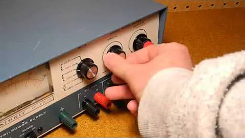 The Heathkit IP-2718 Tri-Power Supply