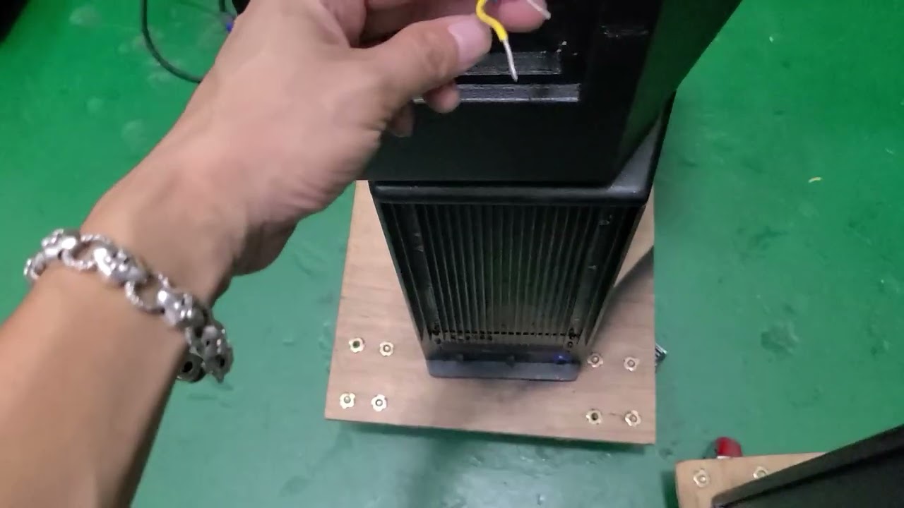 FBT X-PRO12A 12인치 액티브스피커 앰프 없는 상태로.신품 1통