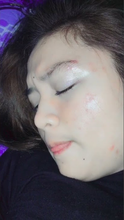 Liatin cewek cantik lagi tidur