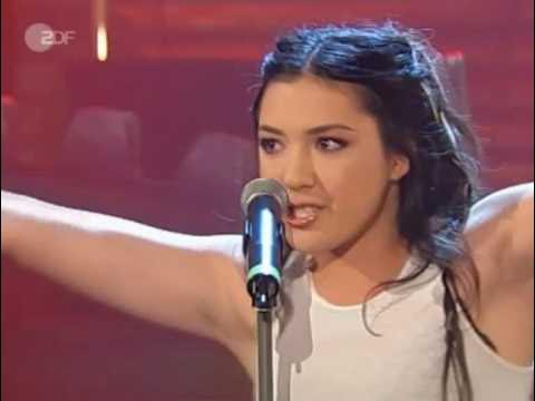 Michelle Branch on The Spirit Room at 20: 'It was allowed to remain  authentically teenage