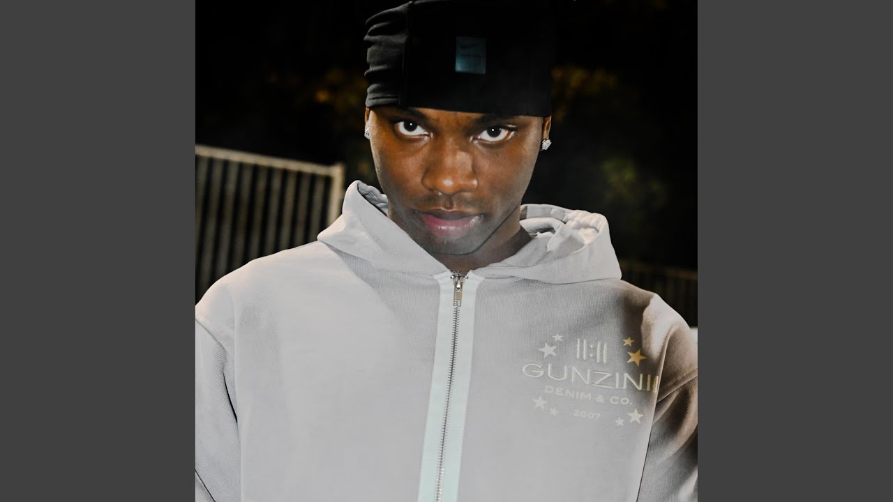 Watch Benjamin Blue on YouTube Watch Benjamin Blue on YouTube
