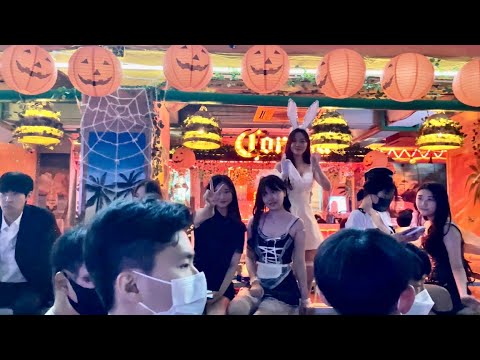 4k.Itaewon. Halloween. 2021.瘋狂的萬聖節.首爾梨泰院
