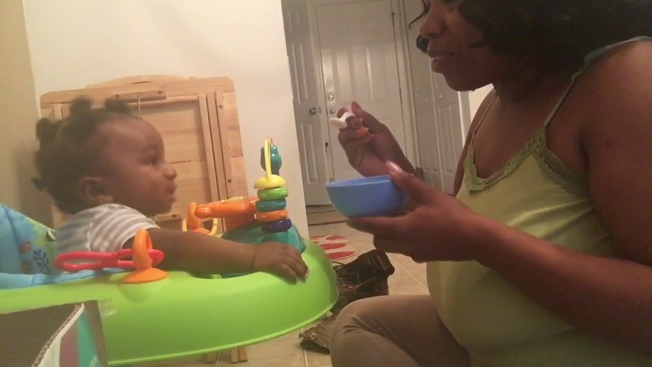 mixing cereal with breast milk