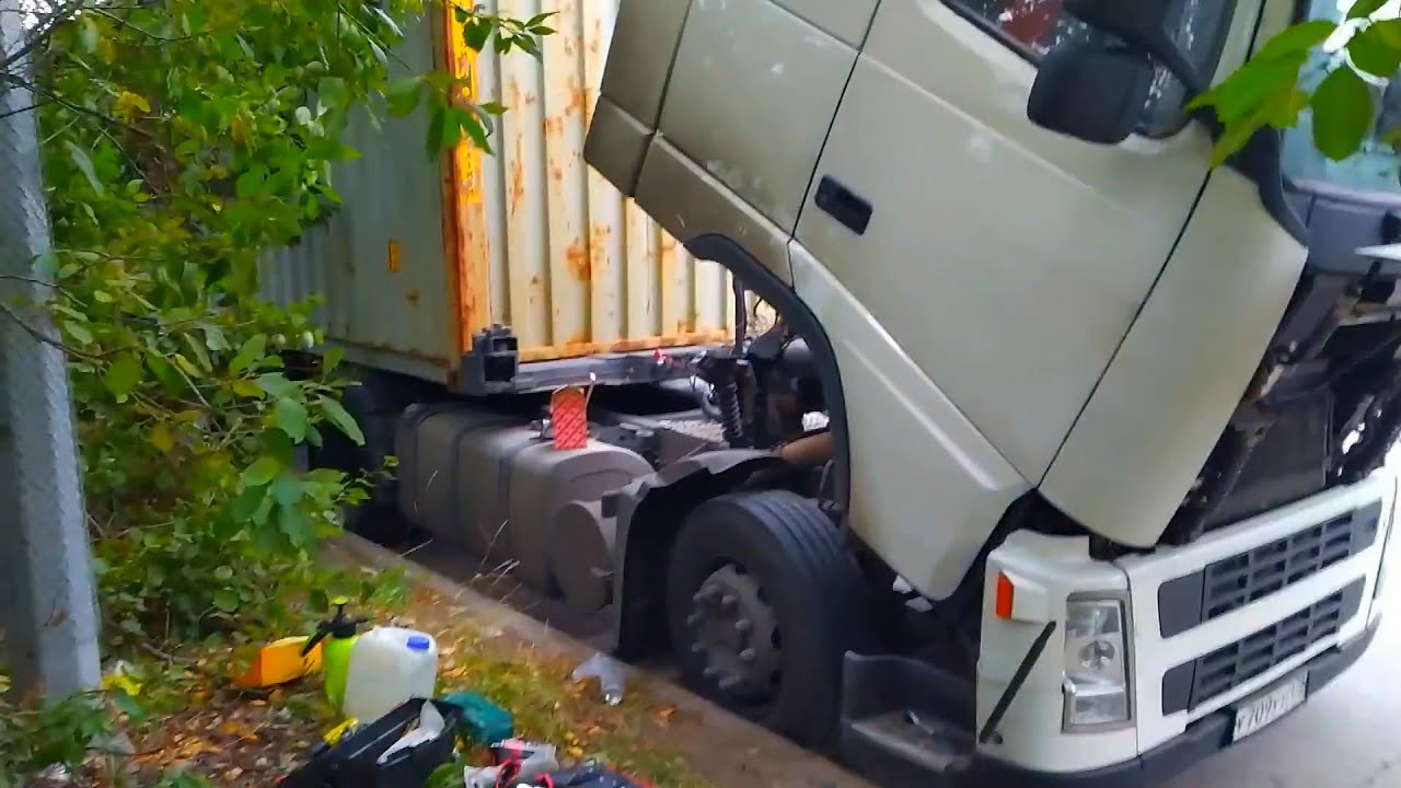 ПОЛОМАЛСЯ НОЧЬЮ НА ТРАССЕ, ОТЛОМАЛ ПЕДАЛЬ БЛОНДИНКА В ШОКЕ ДАЛЬНОБОЙ НА ...