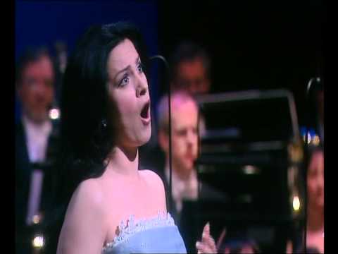 Angela Gheorghiu - O mio babbino caro.avi