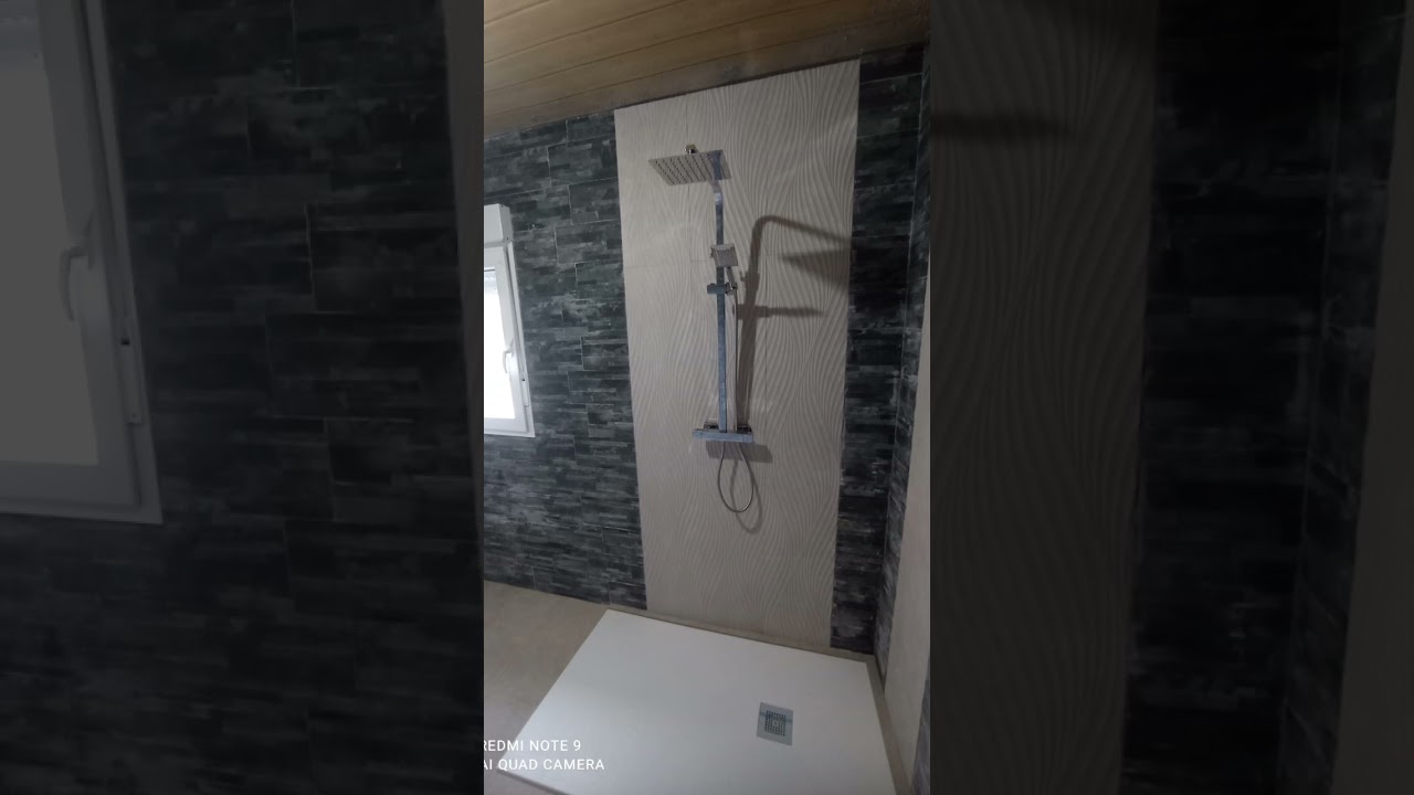 Asi es como quedó el baño.Reforma O lar de San Pedro ,no rural de Galicia.