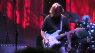 Eric Clapton &amp; Steve Winwood - Well All Right || Beograd (09.06.2010)