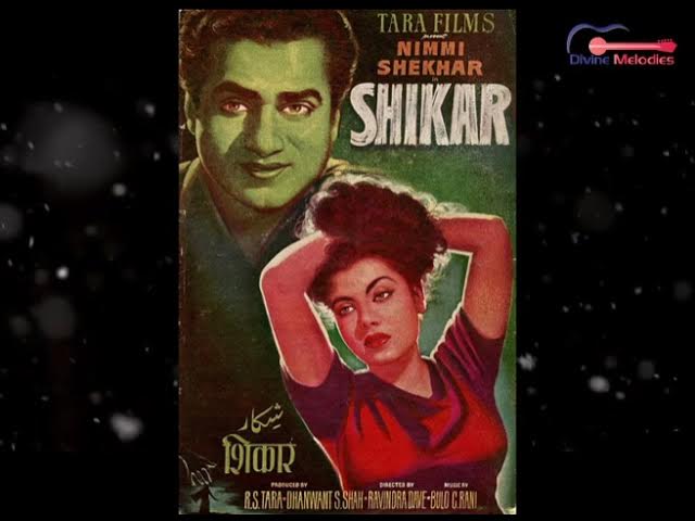 Paypoq kiygan sochli ayollar ishtirokidagi porno