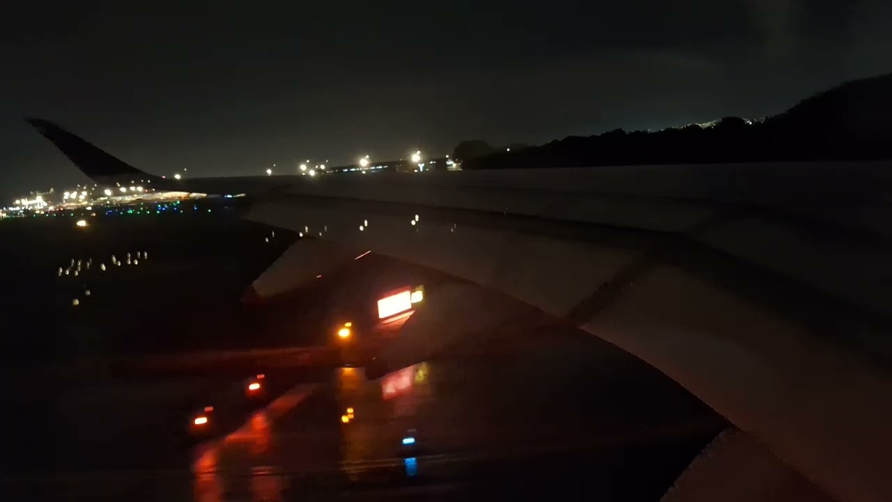 Singapore Airlines A350 landing in Kuala Lumpur