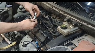 replacement of spark plugs without a torque wrench