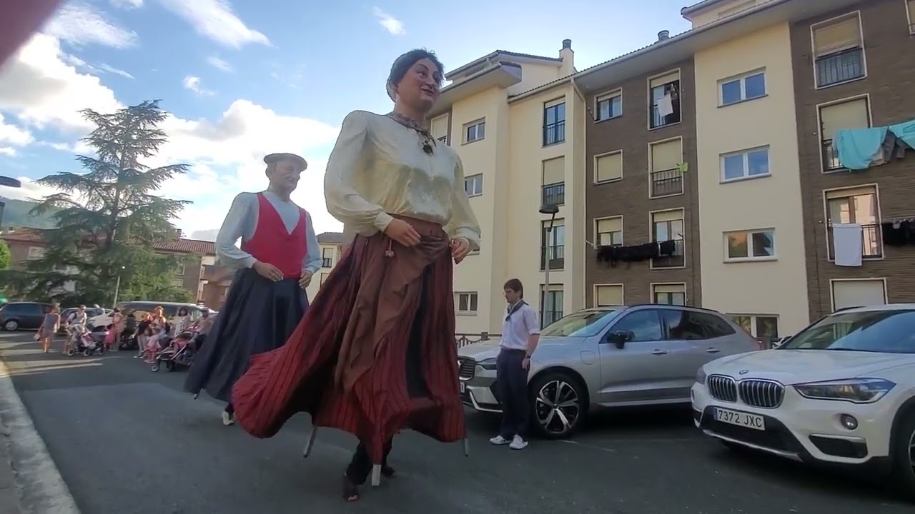 Vals II de Usurbil en las Fiestas de Atxegalde (Usurbil) | 30 de Agosto de 2025