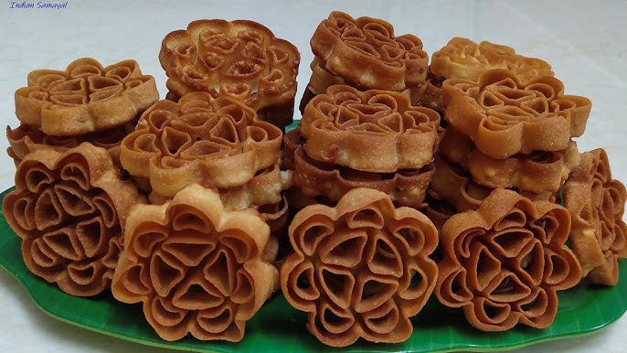 Ular mening dumbamga olma tiqdilar Men rus ayolining tukli qiniga kirib keldim