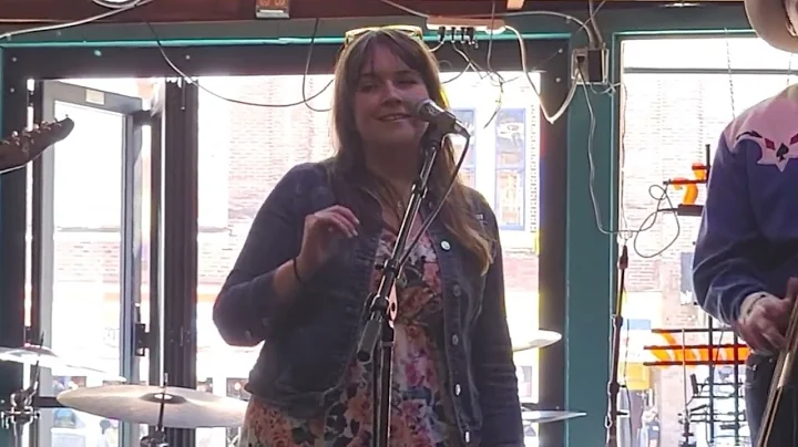 The Royal Hounds (with guest vocal Emily Kidd), "Y...