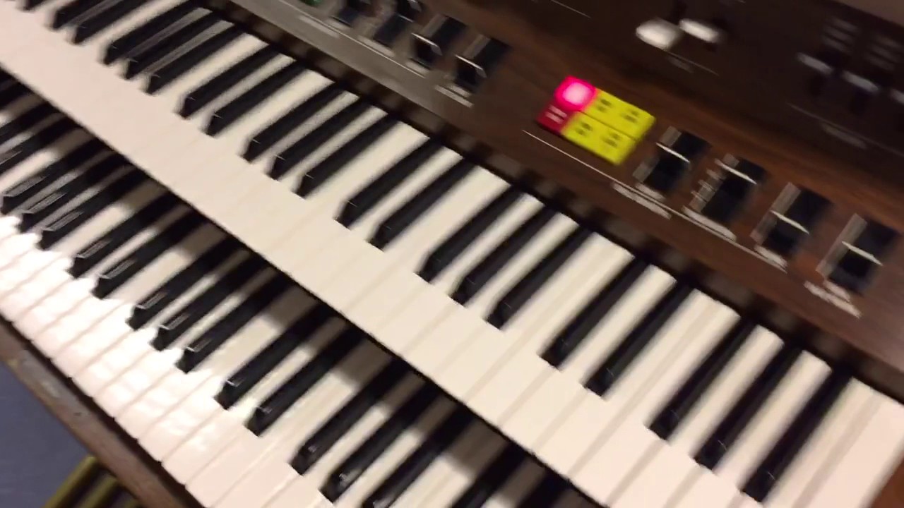 Yamaha E50 Electone - YouTube
